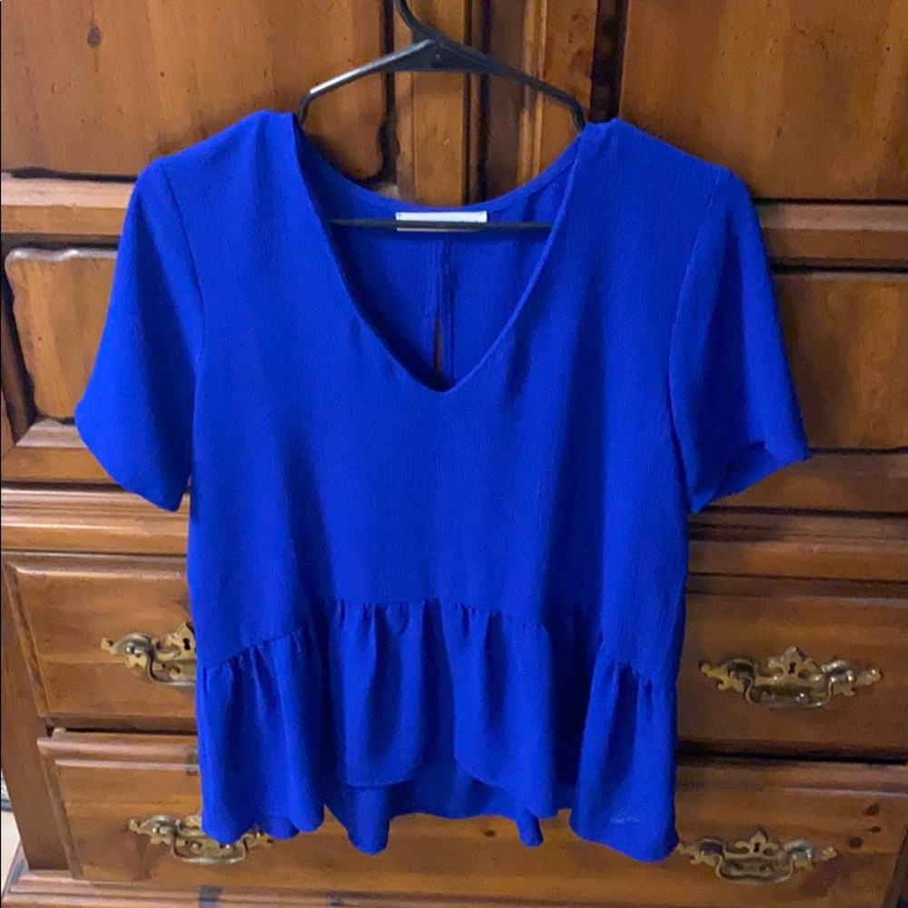 Beautiful blue blouse!